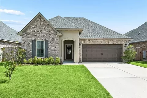 621 Haaswood Ln, Slidell, LA 70458