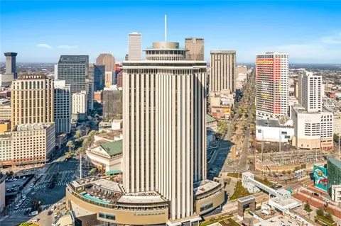 2 Canal St #2001, New Orleans, LA 70130