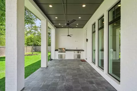 Exterior - 1609 Ox Bow Ln, Covington, LA 70433 photo 5 of 9