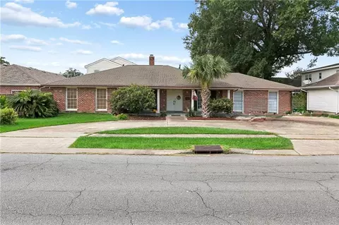 5705 W Esplanade Ave, Metairie, LA 70003