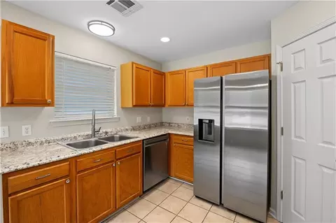 Kitchen - 70208 9th St, Covington, LA 70433 photo 3 of 3