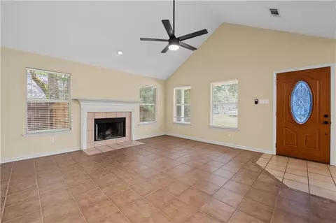 Living - 70208 9th St, Covington, LA 70433 photo 1 of 2