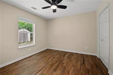 Bedroom - 70208 9th St, Covington, LA 70433 photo 2 of 3