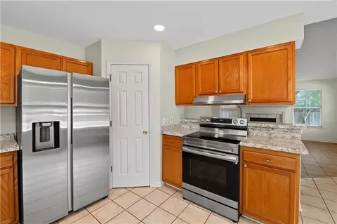 Kitchen - 70208 9th St, Covington, LA 70433 photo 2 of 3