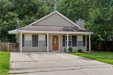Exterior - 70208 9th St, Covington, LA 70433 photo 3 of 6