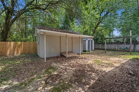 Exterior - 70208 9th St, Covington, LA 70433 photo 2 of 6