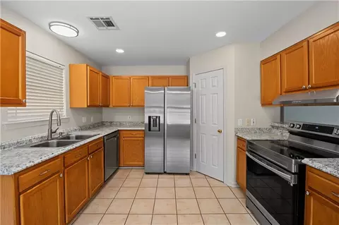 Kitchen - 70208 9th St, Covington, LA 70433 photo 1 of 3