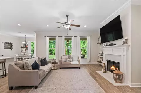 Living - 363 Saw Grass Loop, Covington, LA 70435 photo 1 of 1
