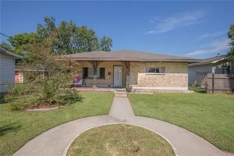 618 Avenue H Ave, Westwego, LA 70094