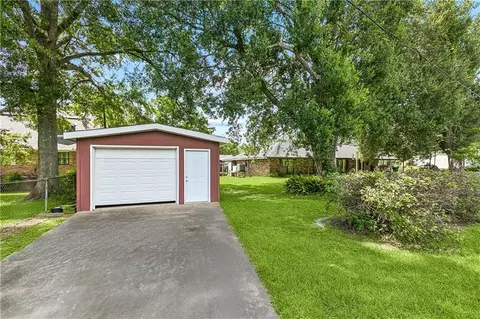 Exterior - 20257 Lynda Dr, Springfield, LA 70462 photo 3 of 9