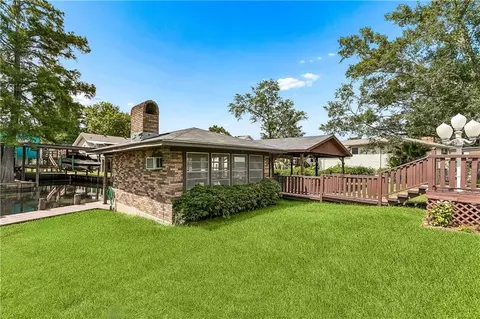 Exterior - 20257 Lynda Dr, Springfield, LA 70462 photo 7 of 9
