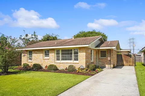 1740 Bonnie Ann Dr, Marrero, LA 70072