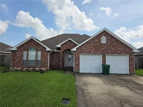 153 Tammy Dr, Laplace, LA 70068