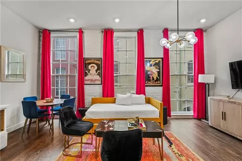 336 Camp St #204, New Orleans, LA 70130