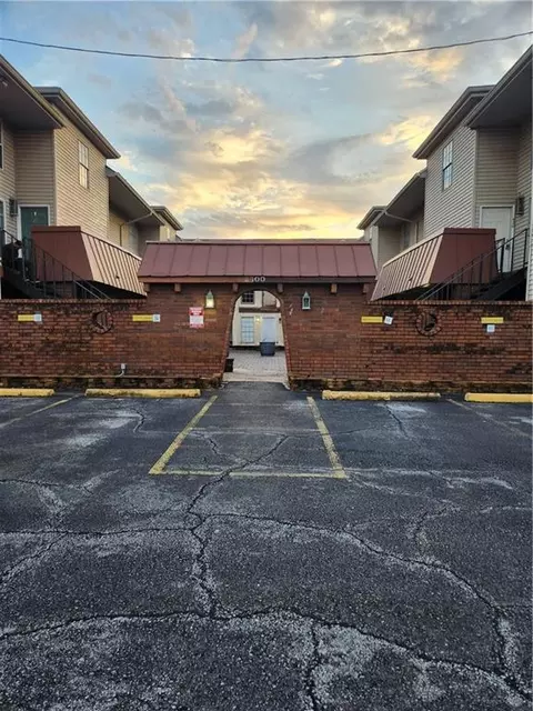 2500 Manson Ave #423, Metairie, LA 70001