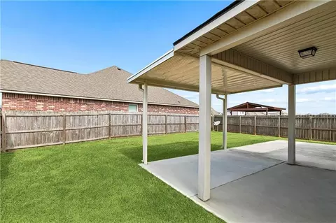 Other - 101 E Lake Ct, Slidell, LA 70461 photo 3 of 4