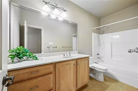 Bath - 416 Southdown Loop, Covington, LA 70433 photo 4 of 4