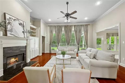 Living - 416 Southdown Loop, Covington, LA 70433 photo 2 of 4