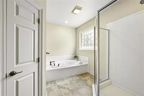 Bath - 416 Southdown Loop, Covington, LA 70433 photo 2 of 4