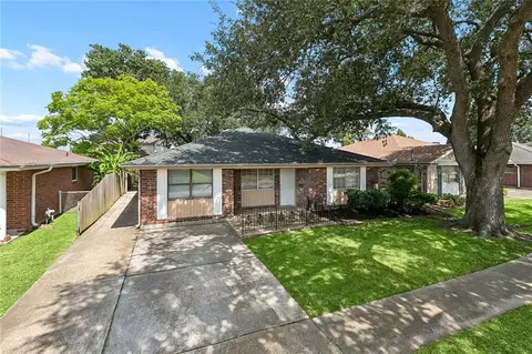1909 Edenborn Ave, Metairie, LA 70001