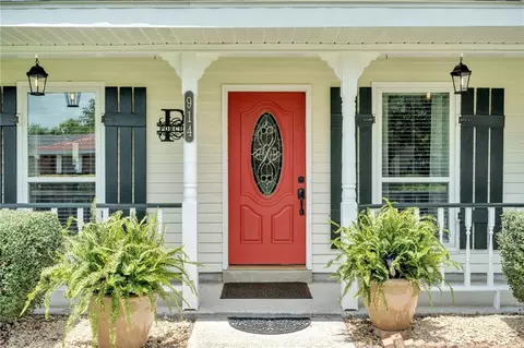 Exterior - 914 Gassen St, Luling, LA 70070 photo 3 of 9