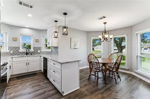 Kitchen - 315 Davis Dr, Luling, LA 70070 photo 1 of 2