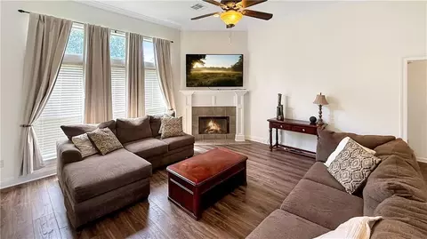 Living - 130 Braden Dr, Luling, LA 70070 photo 1 of 2