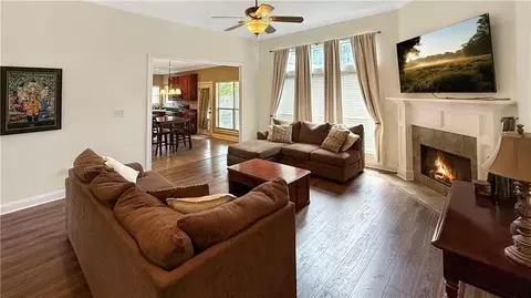 Living - 130 Braden Dr, Luling, LA 70070 photo 2 of 2