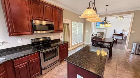 Kitchen - 130 Braden Dr, Luling, LA 70070 photo 2 of 3