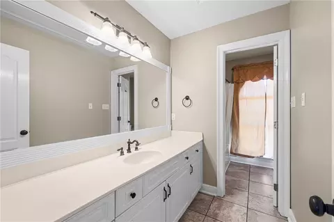Bath - 305 Charles Ct, Slidell, LA 70458 photo 1 of 4