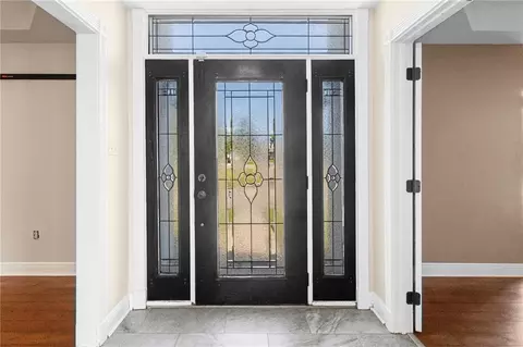 Entry Way - 305 Charles Ct, Slidell, LA 70458 photo 2 of 2