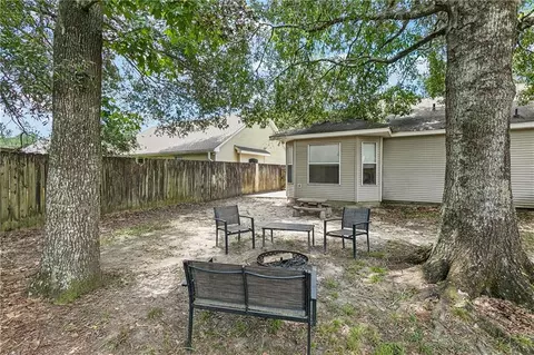 Exterior - 70052 9th St, Covington, LA 70433 photo 5 of 6