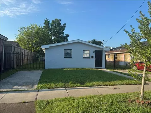 1230 St Denis St, New Orleans, LA 70122