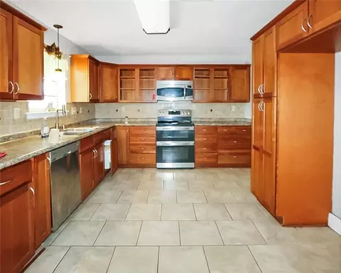 Kitchen - 213 Mimosa Ave, Luling, LA 70070 photo 1 of 2