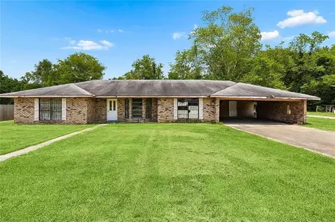 37301 Anderson Rd, Geismar, LA 70734