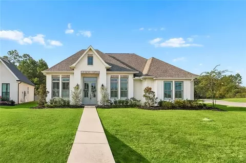 7104 Green Heron Dr, Madisonville, LA 70447