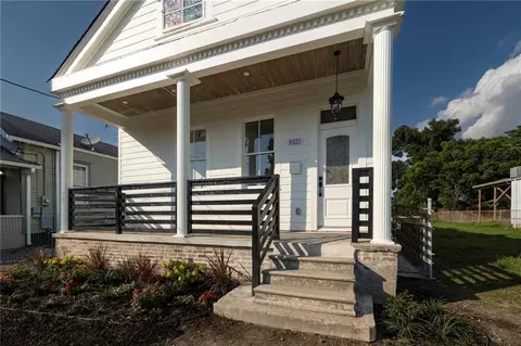 8825 Willow St, New Orleans, LA 70118