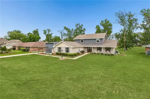 Exterior - 15 W Levert Dr, Luling, LA 70070 photo 2 of 5