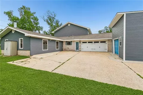 Exterior - 15 W Levert Dr, Luling, LA 70070 photo 5 of 5