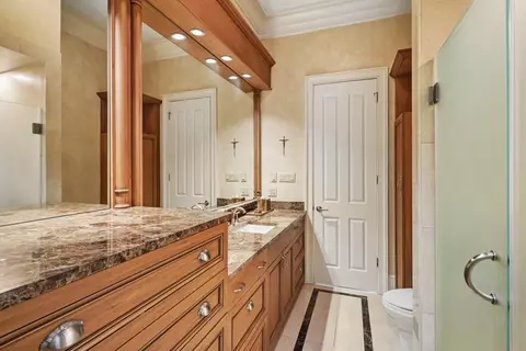 Bath - 15532 S Milloit Ln, Covington, LA 70433 photo 2 of 4