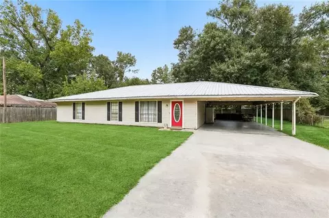 30715 Adagio Ln, Albany, LA 70711