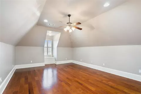 Bedroom - 564 Evergreen Dr, Mandeville, LA 70448 photo 4 of 4