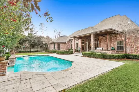 Exterior - 564 Evergreen Dr, Mandeville, LA 70448 photo 5 of 16