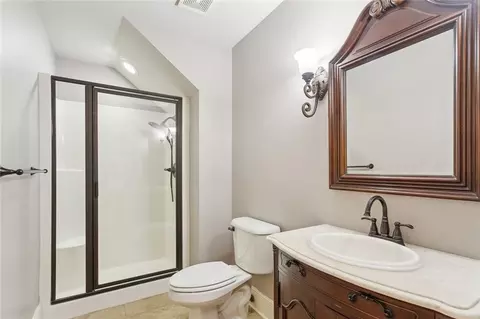 Bath - 564 Evergreen Dr, Mandeville, LA 70448 photo 7 of 7
