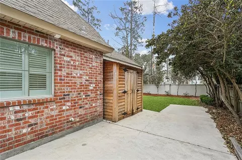 Exterior - 564 Evergreen Dr, Mandeville, LA 70448 photo 8 of 16