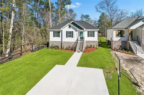 Exterior - 4611 Oak Dr, Slidell, LA 70461 photo 2 of 8