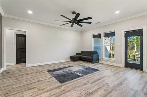 Living - 4611 Oak Dr, Slidell, LA 70461 photo 2 of 3