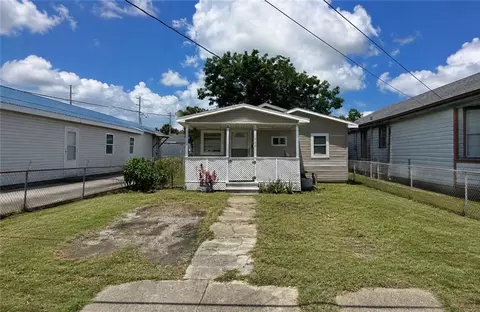 1066 Avenue A Ave, Westwego, LA 70094