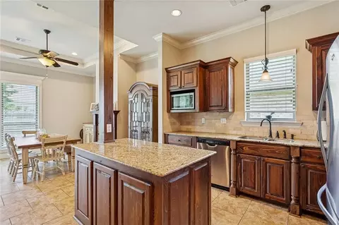 Kitchen - 773 Rue Bourdeaux, Covington, LA 70433 photo 1 of 3
