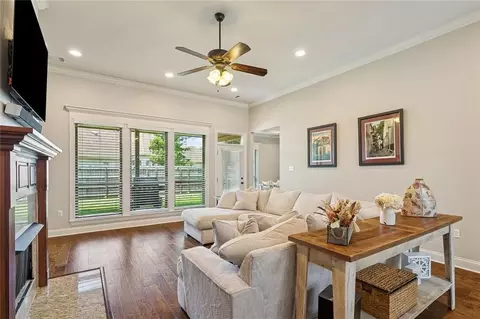 Living - 773 Rue Bourdeaux, Covington, LA 70433 photo 1 of 3